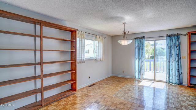 202 Redwood Road, Bristol, TN 37620