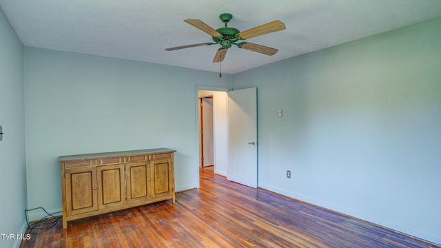 202 Redwood Road, Bristol, TN 37620