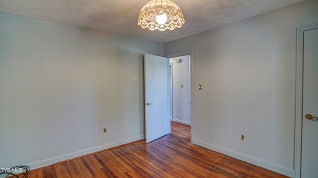 202 Redwood Road, Bristol, TN 37620