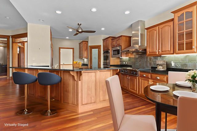 1217 Bridget COURT, Fontana, WI 53125