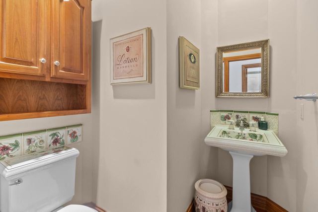 1217 Bridget COURT, Fontana, WI 53125