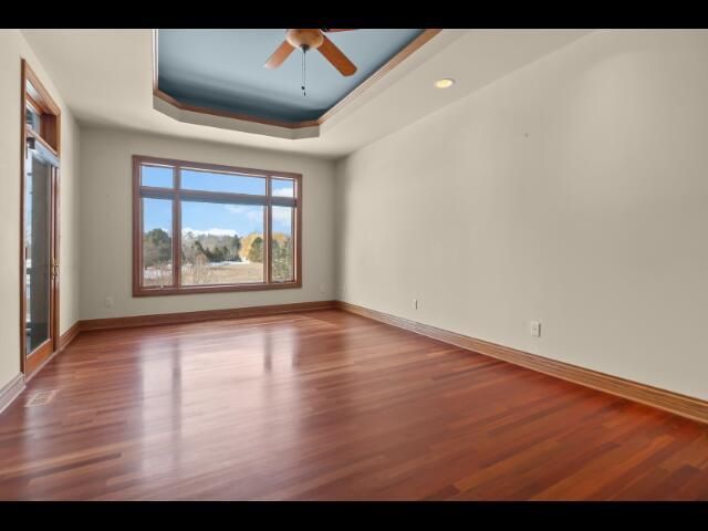 1217 Bridget COURT, Fontana, WI 53125