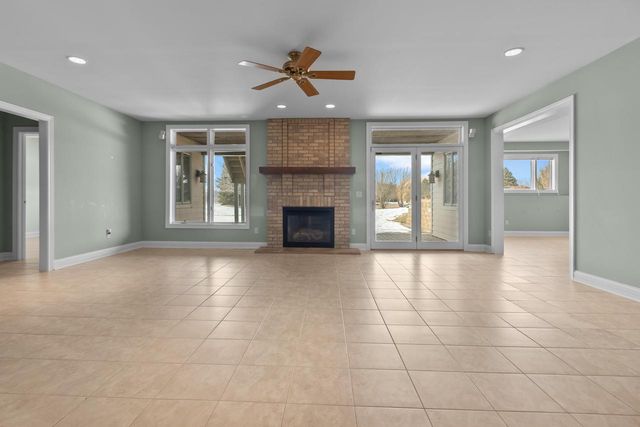 1217 Bridget COURT, Fontana, WI 53125