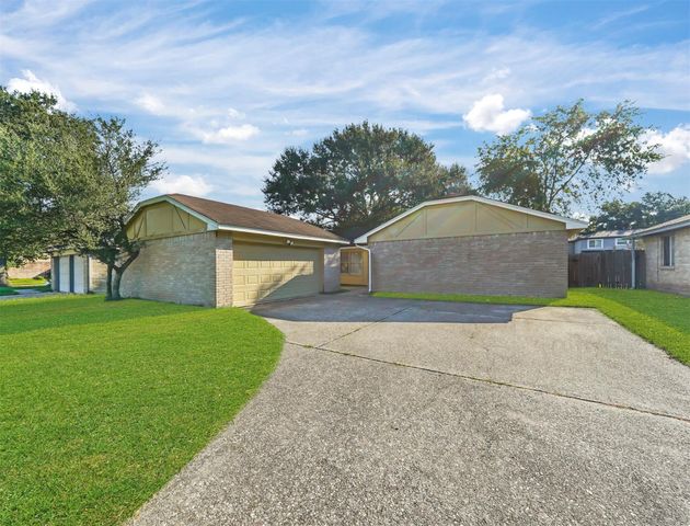 21730 Castlemont Lane, Spring, TX 77388
