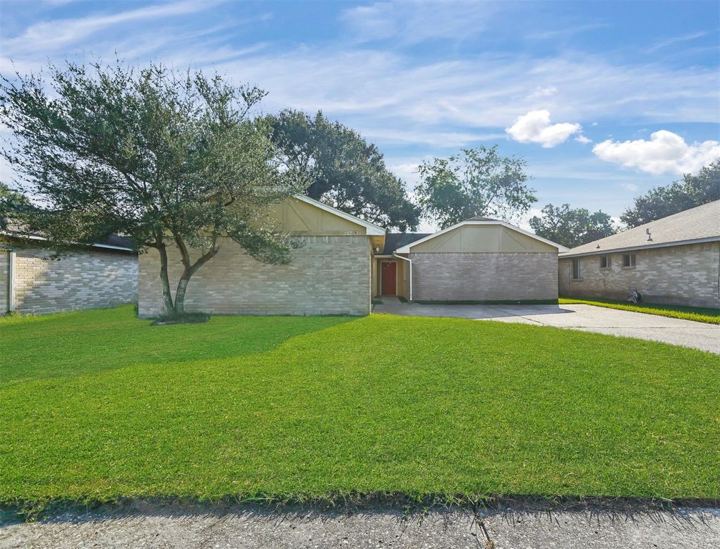 21730 Castlemont Lane, Spring, TX 77388