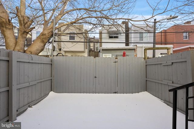 1327 S HOLLYWOOD ST, Philadelphia, PA 19146