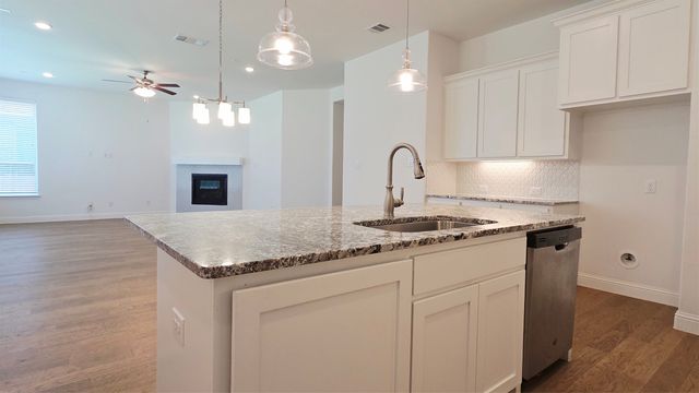 7703 Coronado Drive, Rowlett, TX 75088