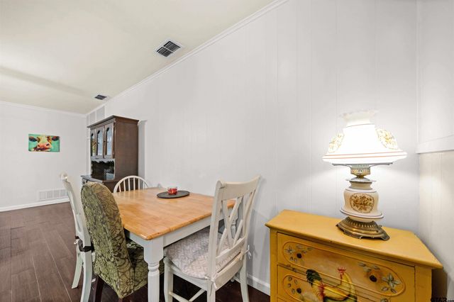 221 N Dayton St, Tyler, TX 75702