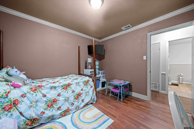 221 N Dayton St, Tyler, TX 75702