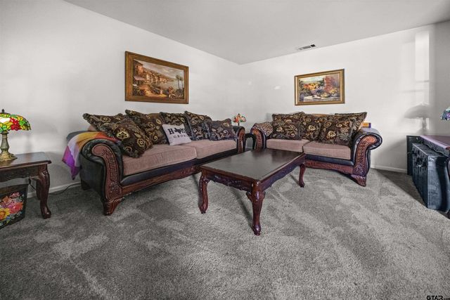 221 N Dayton St, Tyler, TX 75702