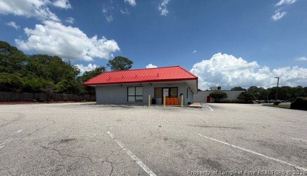 2820 Ramsey Street, Fayetteville, NC 28301 — exterior