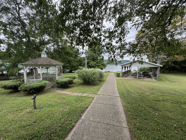 515 Big Branch Rd, Granville, TN 38564