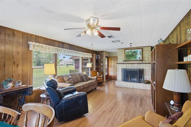 805 Goss Road, Westlake, LA 70669