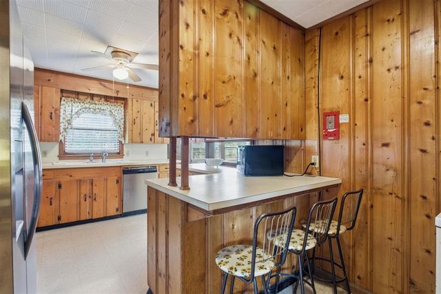 805 Goss Road, Westlake, LA 70669