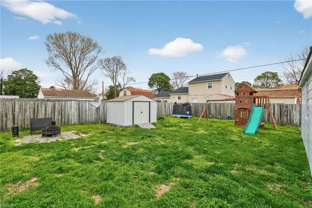 215 Valirey DR, Hampton, VA 23669