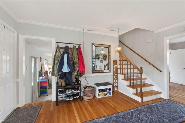 215 Valirey DR, Hampton, VA 23669