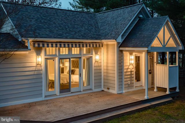 37896 LEGARD FARM RD, Hillsboro, VA 20132