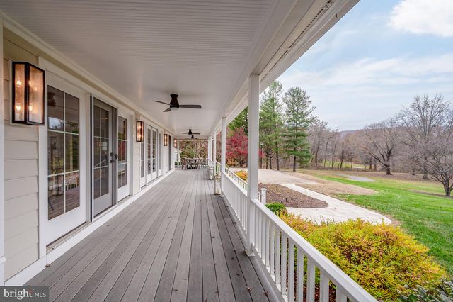 37896 LEGARD FARM RD, Hillsboro, VA 20132