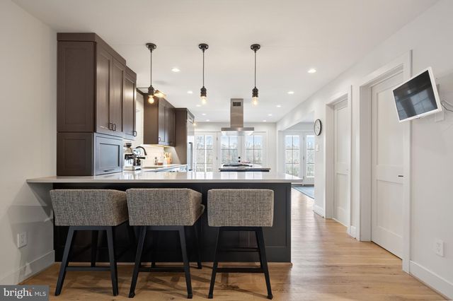 37896 LEGARD FARM RD, Hillsboro, VA 20132