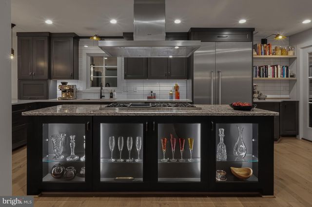 37896 LEGARD FARM RD, Hillsboro, VA 20132