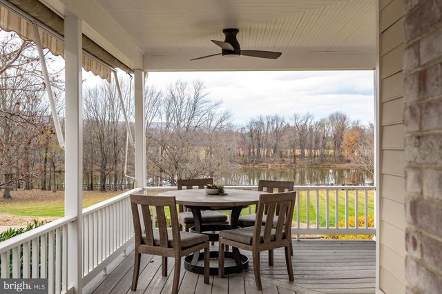 37896 LEGARD FARM RD, Hillsboro, VA 20132