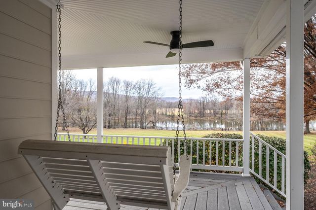 37896 LEGARD FARM RD, Hillsboro, VA 20132