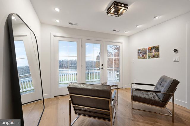 37896 LEGARD FARM RD, Hillsboro, VA 20132