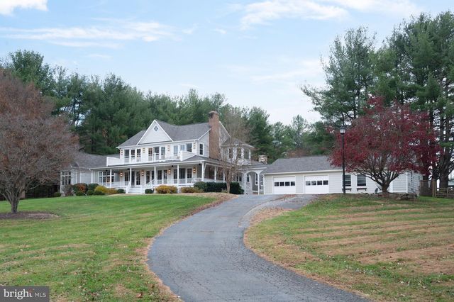 37896 LEGARD FARM RD, Hillsboro, VA 20132