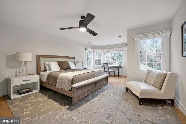 37896 LEGARD FARM RD, Hillsboro, VA 20132