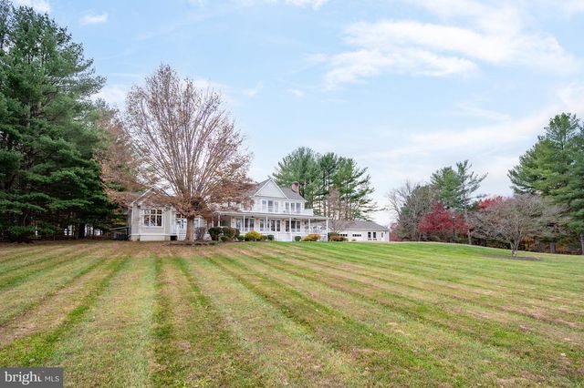 37896 LEGARD FARM RD, Hillsboro, VA 20132