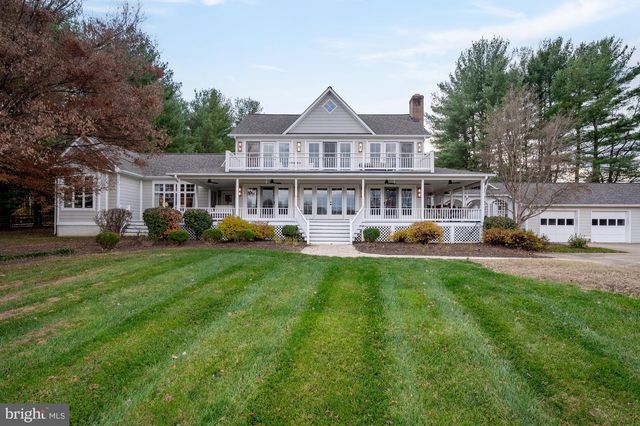 37896 LEGARD FARM RD, Hillsboro, VA 20132