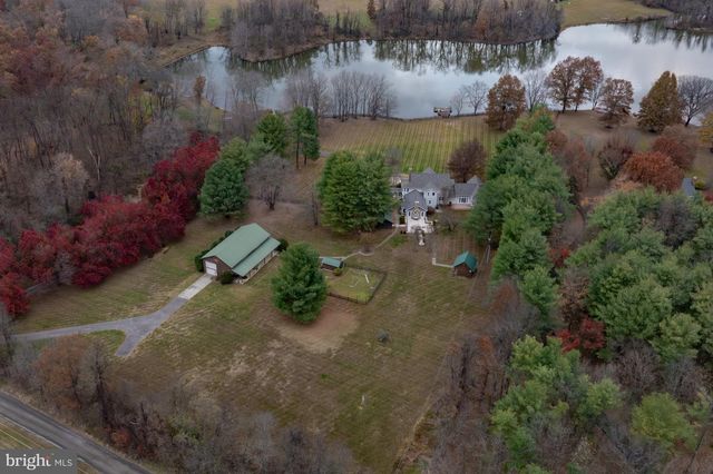 37896 LEGARD FARM RD, Hillsboro, VA 20132