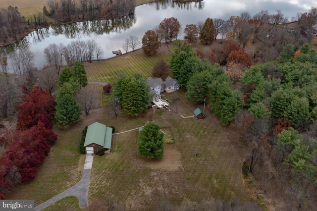 37896 LEGARD FARM RD, Hillsboro, VA 20132