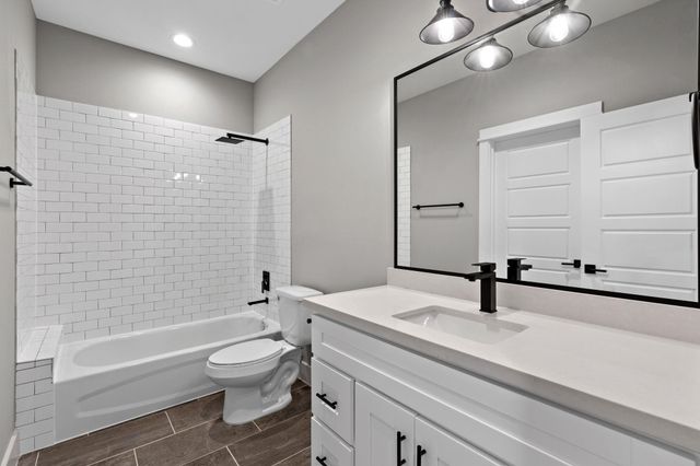 904 Martin Street D, Houston, TX 77018