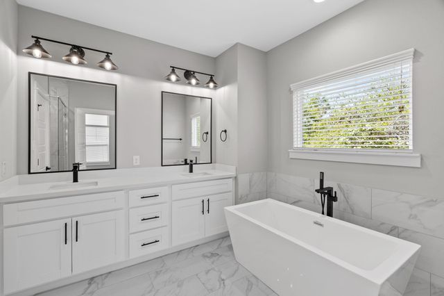 904 Martin Street D, Houston, TX 77018