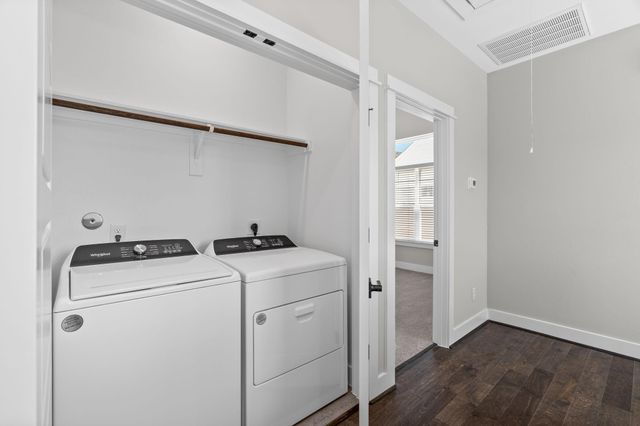 904 Martin Street D, Houston, TX 77018