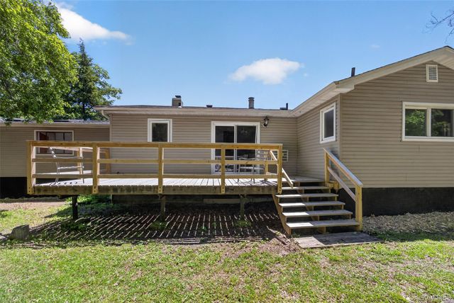 85 Toleman Road, Washingtonville, NY 10992