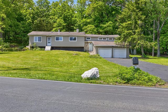 85 Toleman Road, Washingtonville, NY 10992
