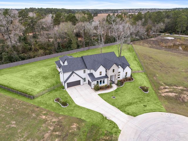 112 Bentwood Meadow Ln, Montgomery, TX 77356