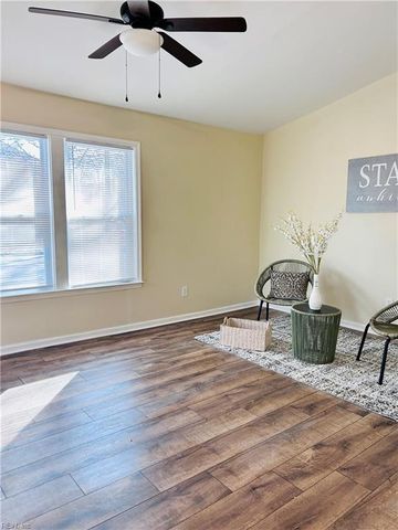 702 Howard PL, Norfolk, VA 23504