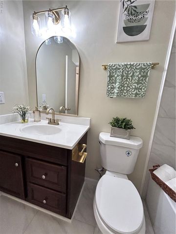 702 Howard PL, Norfolk, VA 23504