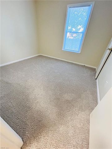 702 Howard PL, Norfolk, VA 23504