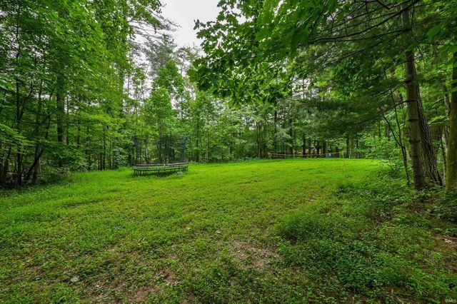 5994 Pine Tree Lane, Morgantown, IN 46160