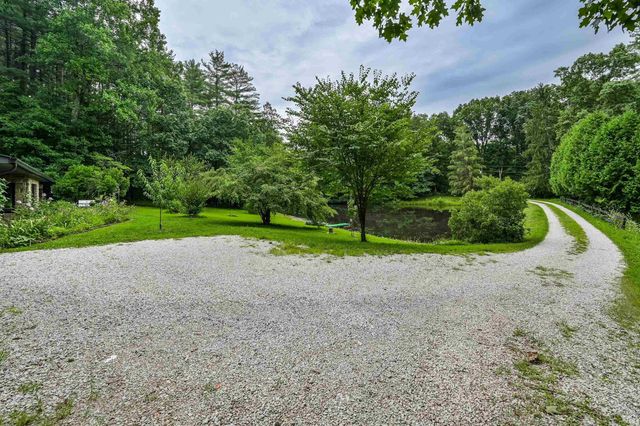 5994 Pine Tree Lane, Morgantown, IN 46160