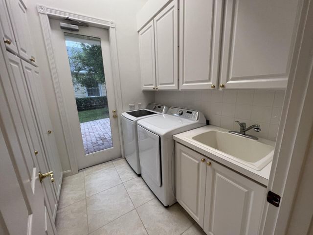 180 Barbados Drive, Jupiter, FL 33458