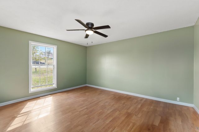 4016 Bentle Dr, Westmoreland, TN 37186