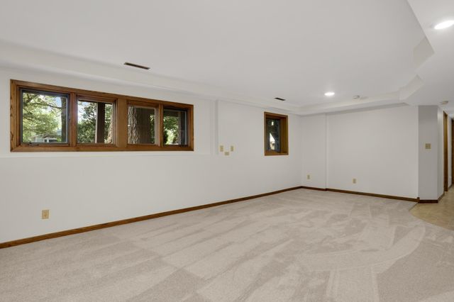 4695 Kent Street, Shoreview, MN 55126