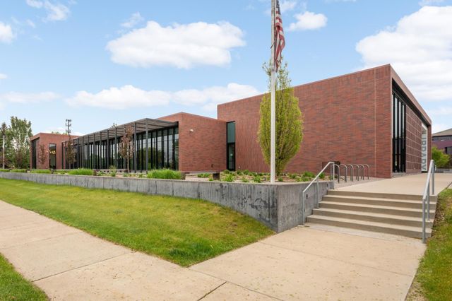 4695 Kent Street, Shoreview, MN 55126