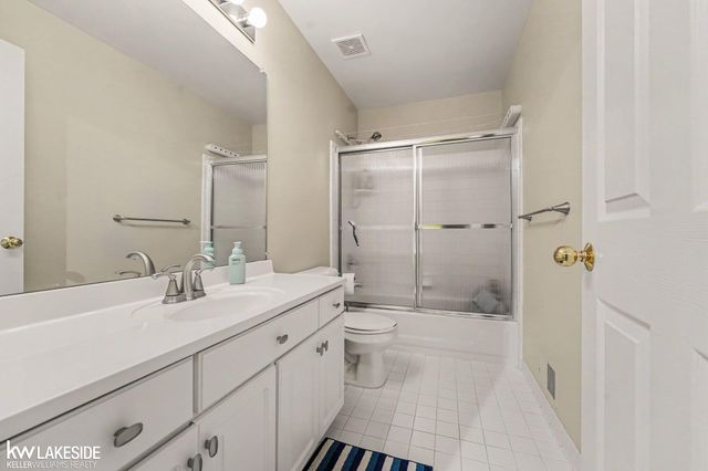 3020 Talon Circle, Orion Twp, MI 48360