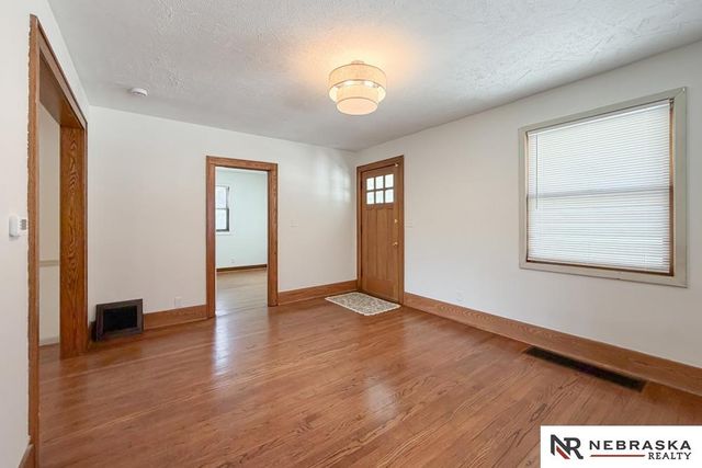6451 William Street, Omaha, NE 68106